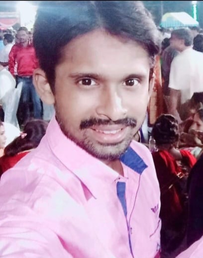 রাজনৈতিক প্রভাব খাটিয়ে স্ত্রীকে মেরে ফেলার হুমকি দিত