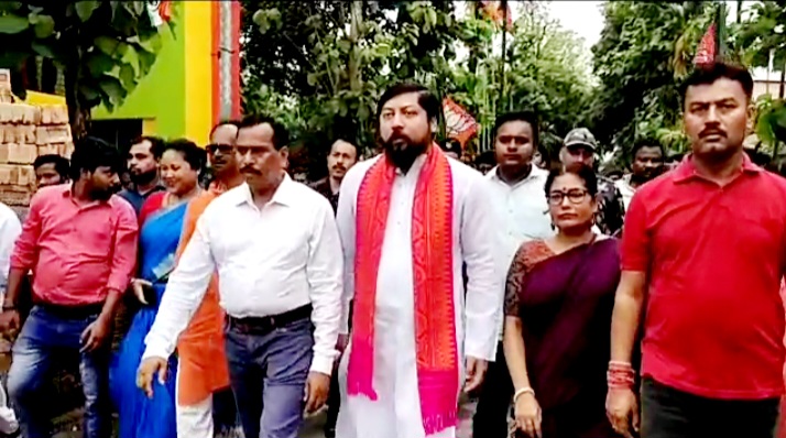 রাজ্য পুলিশে উপর মানুষের ভরসা নেই বললেন কেন্দ্রীয় স্বরাষ্ট্র প্রতিমন্ত্রী নিশীথ প্রামানিক।